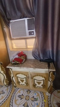 خزانة • قابل تفاوض