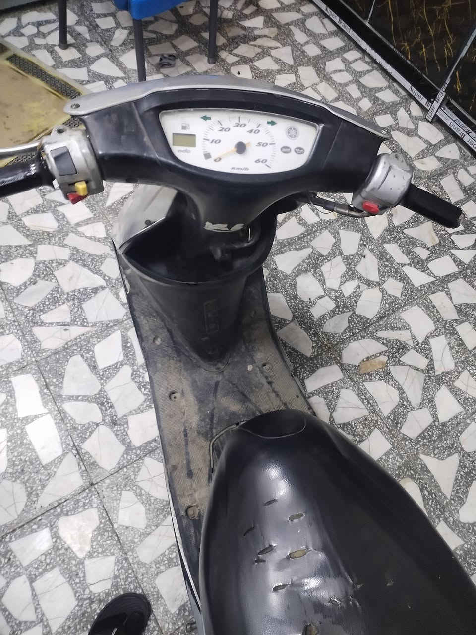 السلام عليكم دراجه للبيع كم حديد كابريتر تعبان السعر ١٠٠ قفل مكاني بغداد مدينه الصدر وهذا رقمي ***********
