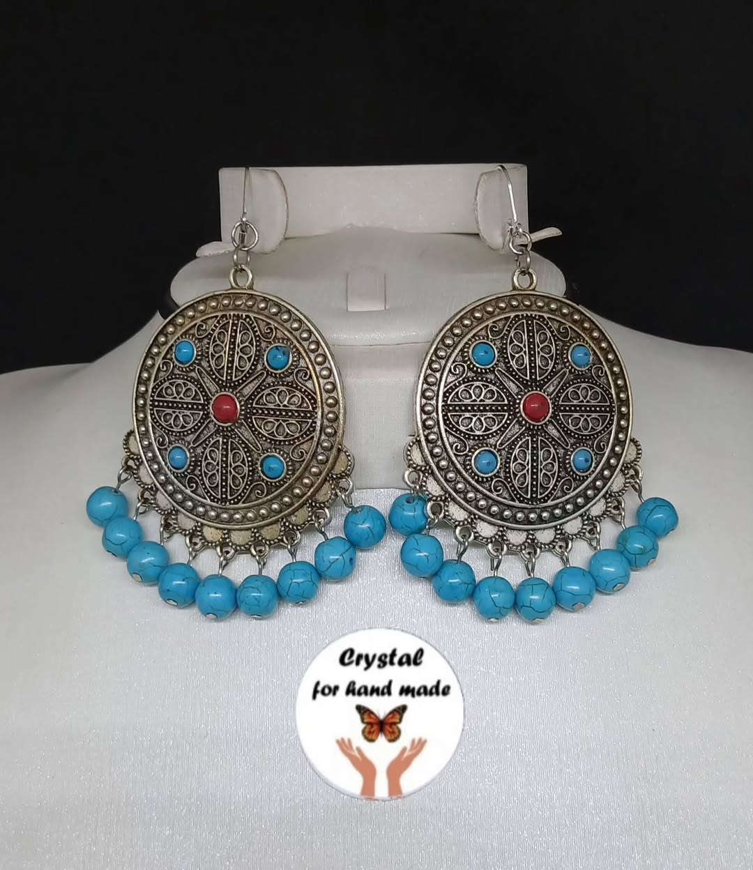 لمحبي العمل اليدوي صنعت أجمل الأعمال وبكل إتقان ليناسب اذواقكم الراقية ..  بأختياركم اعمالي اليدوية  ستشهدون اتقان ونظافة وتميز لقطع فريدة بشهادة زبوناتي اللاتي أعتز بهن .. اتمنى لكم طيب المتابعة والمشاهدة .. للطلب يرجى التواصل على الخاص، لجيراني من حي الخضراء أسعار خاصة وتوصيل مجاني ، أهلا وسهلا 🪻


**إذا كنت صاحب هذا الإعلان وتريد حذفه لأي سبب، رجاءا أرسل رسالة إلى الدعم الفني**