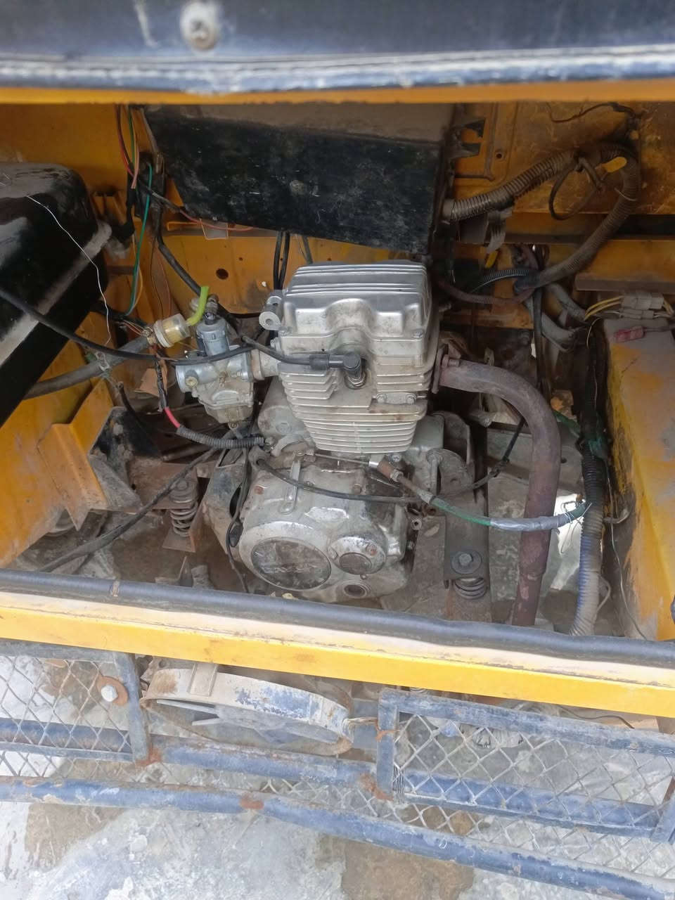 السلام عليكم تكتك 2018 اوراق استنساخ محور محرك ستوته بيها نقوصات بس قمجيات شغاله نكره المكان بغداد جسر ديالى القديم سعر مليون وبيه مجال حك جيه//***********
