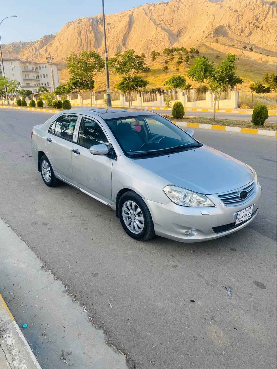 بیوایدی مۆدیل 2013  گیر تۆماتیک گێڕومەکینەی بیکاشۆ  نەکراوەتۆ بەشەرتە مواسەفات ناوزەرد شاشەئایپاتو کامیرە سلایت کوشن جلد تەبریت ساردوگەرم بەشەرت سەنەوی بەشەرتی ئەوالیاتو حاسیبەو پاکانەش بەوشەرتە بی دەعمولیدراوەبێ سارد یجی پیوە نیە بەوشەرتە  هەموگیانی لەسەردەقی شەریک ماوەتۆ بێ مەسرف جوار تایەی تازەی بۆ بسراوە  یەک یەک دینار مەسرفی تیانیە بەوشەرتە لە دەعامیوە بۆ دەعامی بەشەرت ئەی فرۆشم سعری ٢٨ وەرەقه ***********-*********** دار بنديهكان, السليمانية
