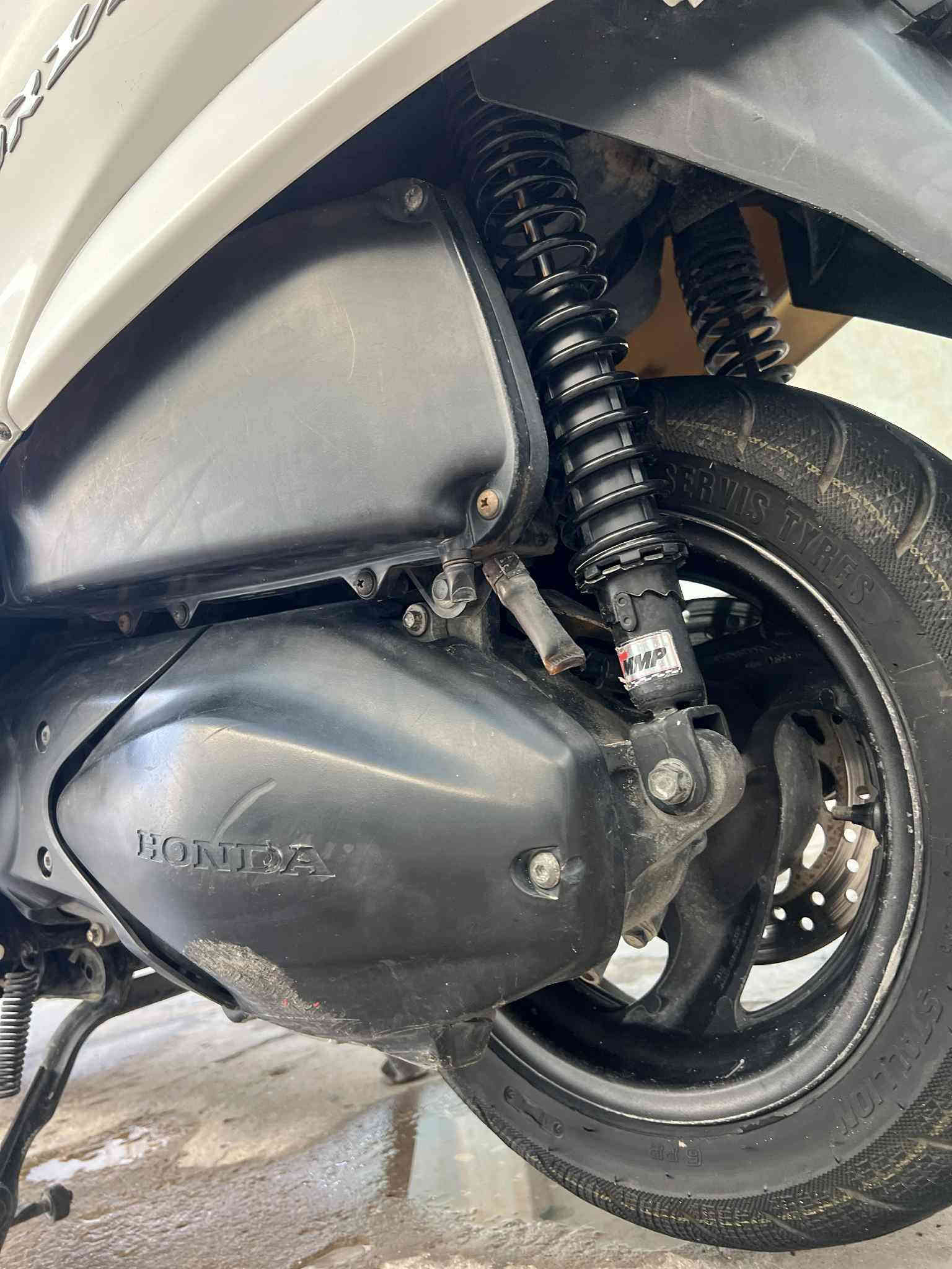 مكلف بل نشر دراجه نوع فورزه جاهزه للبيع
السعر مليون او150بيه مجال قليل 
رقم صاحب الدراجه ***********
العنوان ديوانيه مركز
