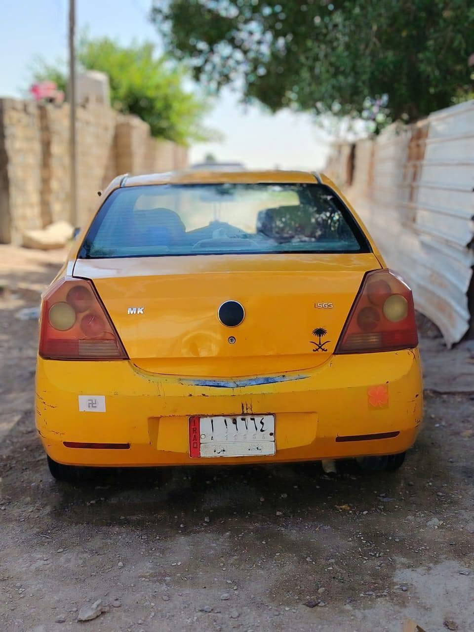سلام عليكم
للبيع جيلي Mkموديل 2011 تحويل ثاني يوم سياره خير من الله كلها بلاديه بيها جاملغ واحد مبدل ليمنه الامامي  بيها بطاين اماميه ثنين تعبانه او كير نمره ثالثه ماكو فقط لباقي كله شغال كهربائيات خير من الله السعر 23$او بيها مجال 

هاتف:***********
