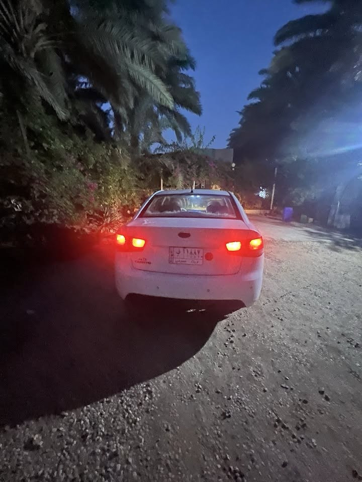 ساره سروتو مديل١٢ خليجي نضيفه بيهه سونار حدديه جديده تبريد ثلج تايرات نضاف بيهه قطعه صبع بصيط رقم كربلاء السعر ١٠٥  التواصل ***********

