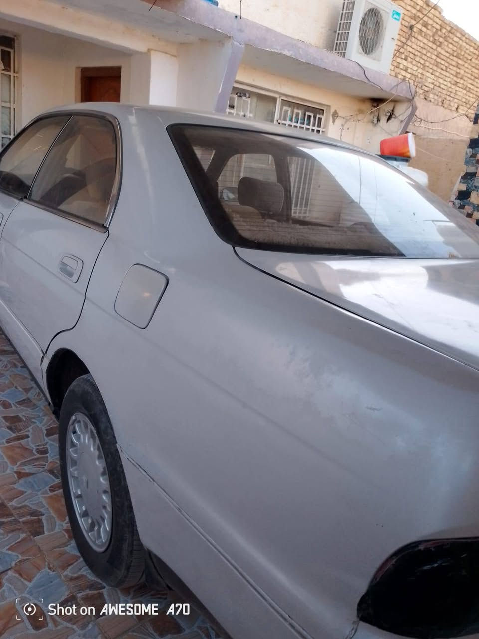 سياره بطه للبيع موديل 95 رقم نجف السعر 48 وبيهه مجال رقم الهاتف ***********
