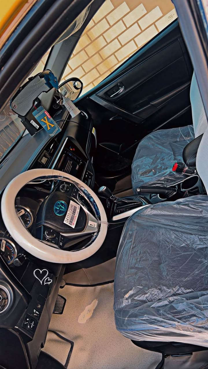 للبيع كورلا 18 SE نقابه مصفر صوره ضرر بالمنشور بدون ايرباك بجم كبس خلف كبس كير محرك شرط لا صرف لا بخار جاملغ والباب سايق تعديل بارد نفسه بلادي بدون تبديل كوبون بانزين بي مكاني كركوك واسطي شراي يجي خاص او تدلل سعره 160بي مجال بسيط كركوك, العراق


**إذا كنت صاحب هذا الإعلان وتريد حذفه لأي سبب، رجاءا أرسل رسالة إلى الدعم الفني**