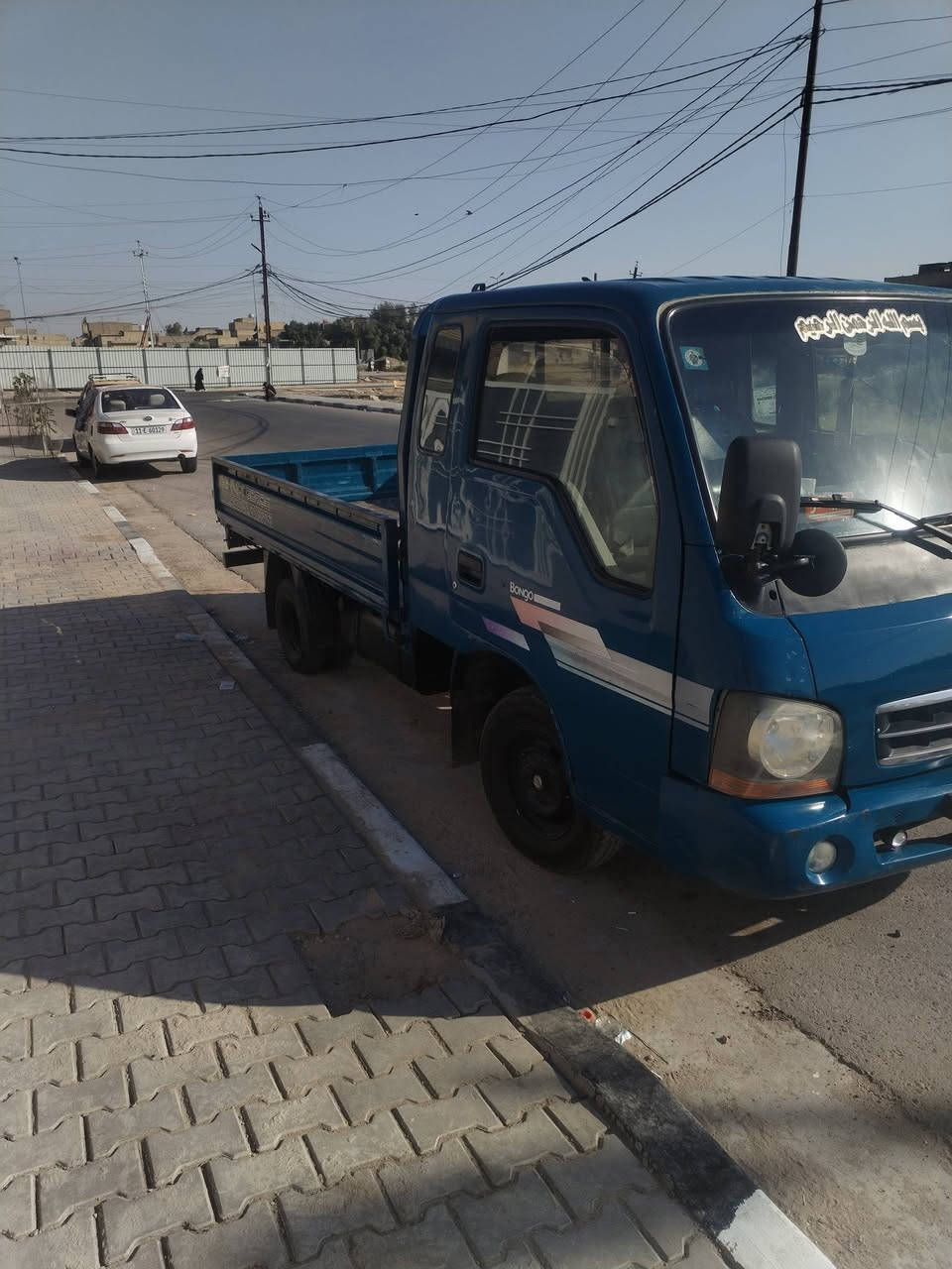 السلام عليكم كيا فونتيرة ام عيون للبيع موديل ٢٠٠٠ مكفولة رقم بغداد بأسمي تحويل ثاني يوم عنواني بغداد الشعلة السعر ٨٥ وبي مجال 
***********
