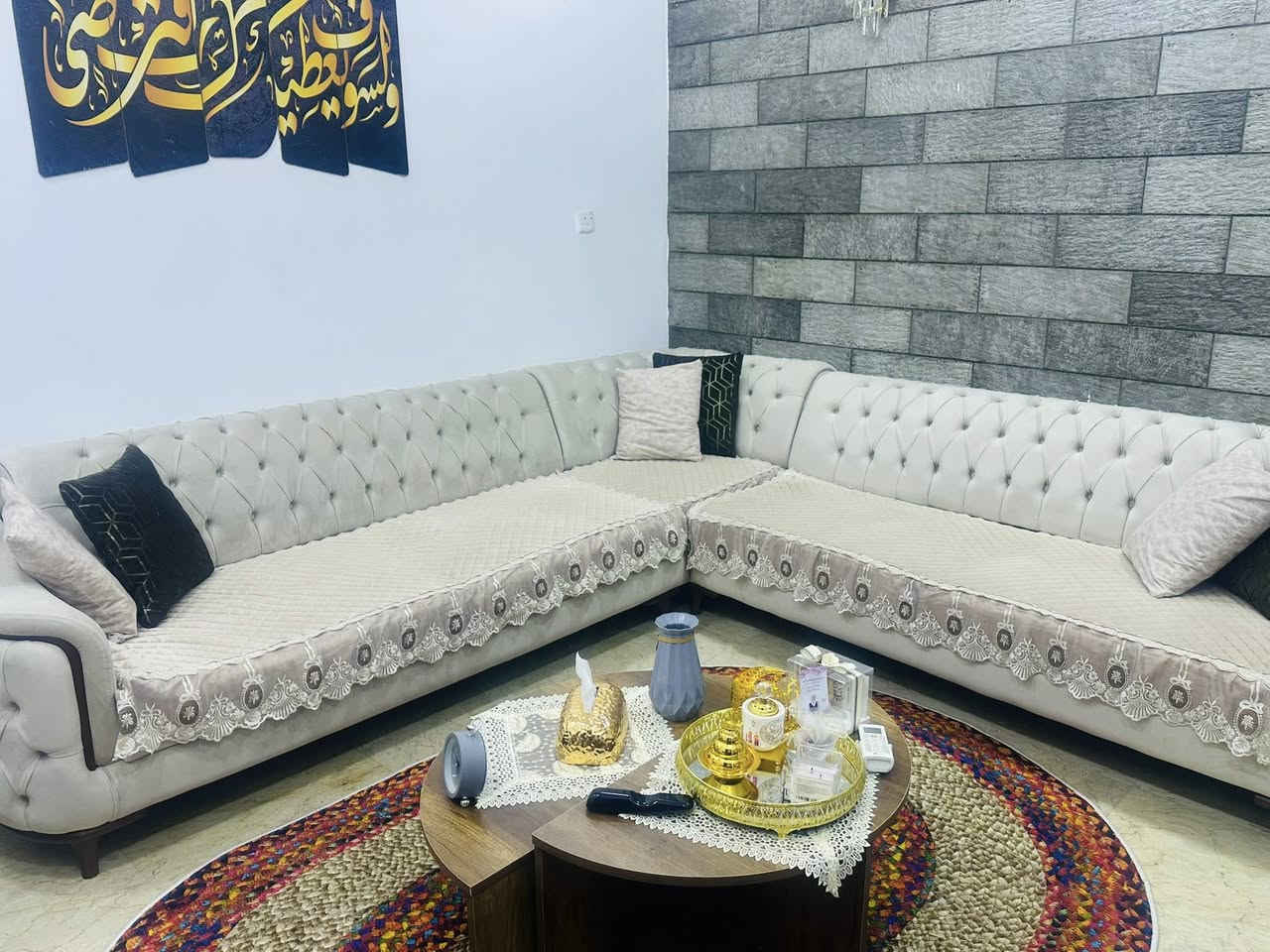 السلام عليكم كورنر للبيع مشتريتة من الجشعمي قبل سنة بمليون ونص
هسة رايدة ابيعة ب٧٥٠وبي مجال بعض المقاعد نازل السفنج مالتها فقط مابي اي ضرر الارجل خشب زان اصلي 
مكاني بغداد الدورة


**إذا كنت صاحب هذا الإعلان وتريد حذفه لأي سبب، رجاءا أرسل رسالة إلى الدعم الفني**