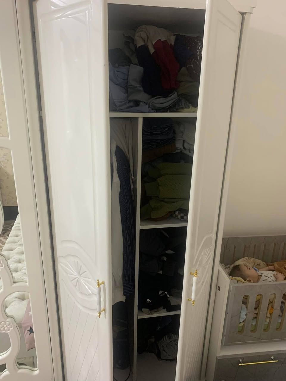 غرفةنوم  كولش ثكيله ونضيفه بيع مستعجل سبب البيع الانتقال السعر مليون و٥٠٠وبيها مجال قليل


**إذا كنت صاحب هذا الإعلان وتريد حذفه لأي سبب، رجاءا أرسل رسالة إلى الدعم الفني**