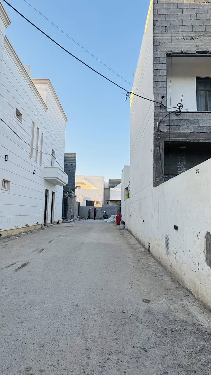 قطعه ارض للبيع في الرمادي شارع اربعين خلف عماره القند شارع 8 متر تبليط طابو زراعي سند 25 تحويل مباشر خدمات كامله 

#المساحه200 متر 
#الوجه 10 متر 
#النزال 20 متر 

#السعر 60 مليون وقابل للتفاوض 💸 

للاستفسار ***********📱
