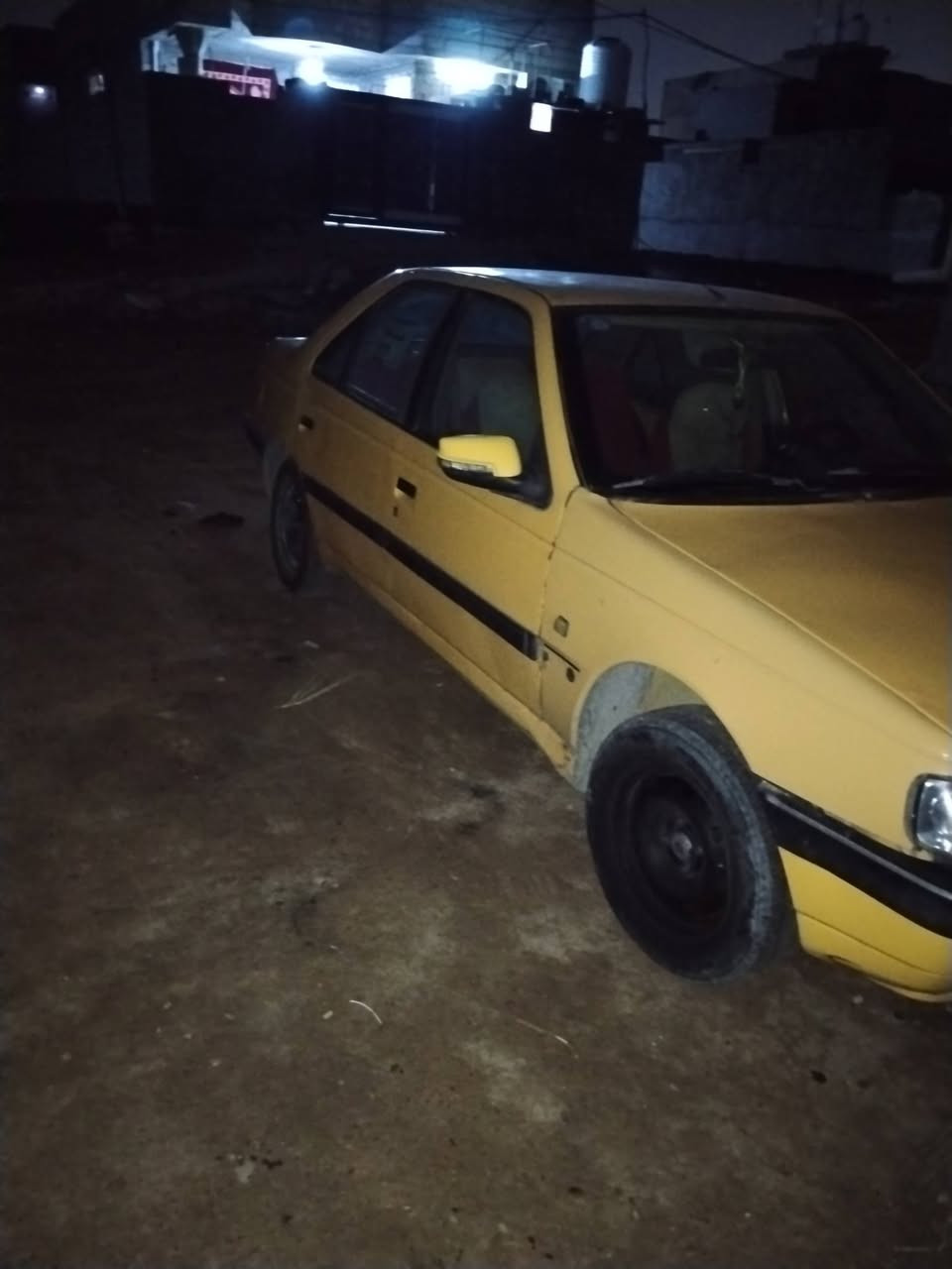 السلام عليكم سياره للبيع 2016 بيجو أكد السياره خير من الله تبريدثلج تخم تايرصدرجديد السعر25 ورقه وبيهه مجال رقم التواصل***********
