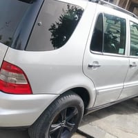 للبيع مرسيدس  حجم 500  ML موديل (2002)   سنويه ورقم اربيل دولي جديد (ب...