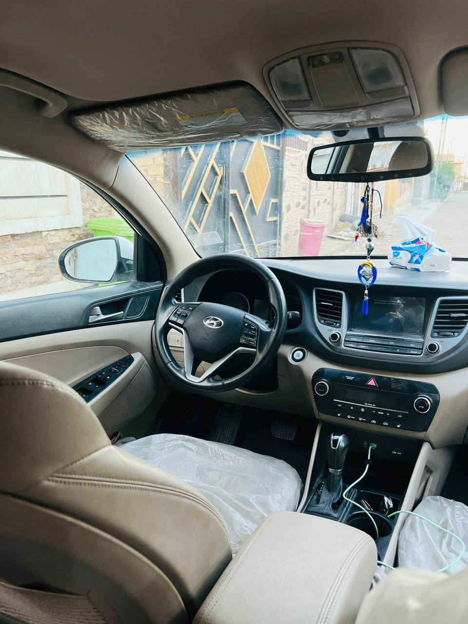 السلام عليكم توكسان وارد امريكي مديل18 حادث دعامية وبنيد بصمه شاشة كبيرة كشنات جلد  سايد برك بالرجل اشاير ترحيب باليدات رادار بالمري كشنات كهرباء ماشيه 52 باسمي رقم دولي بابل السعر169للاستفسار ***********
