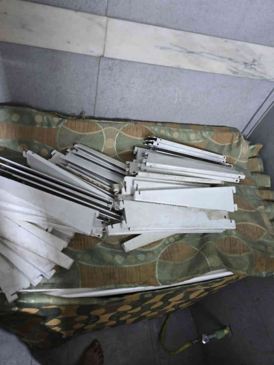 مجمده او رفوف البيع 
كربلاء 
***********
