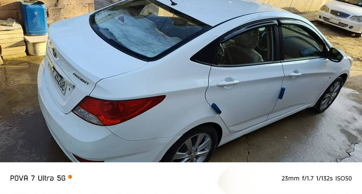 السلام عليكم اكسنت ٢٠١٢ فول مواصفات عدة الفتحه ٥ ويل كب ظررها ربع جاملخ وربع بوند مسويلها ادامة كامله ماناقصها كل شي اني صاحبها سنوية جديدة وهزة جديدة شرط التحويل  سعرها ١٠٨ للاستفسار الاتصال على الرقم ***********
