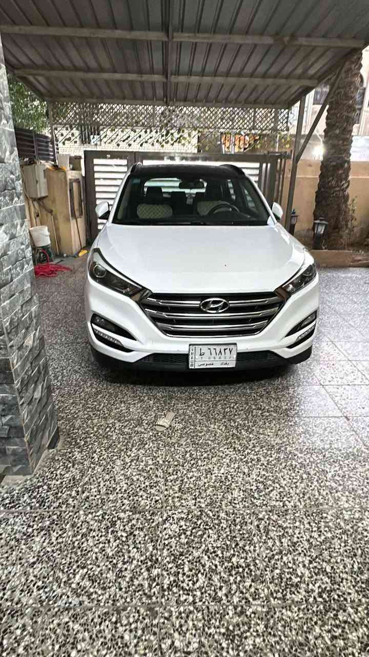 سلام عليكم توسان للبيع خليجي قماره  بانورامه ماشيه ١٣٨ الف سياره جاهزه بسمي تحويل مباشر سعره ١٧٠ $ وبيه مجال لشراي حك الجيه  رقم بغداد  السياره رقم صاحبه ***********
