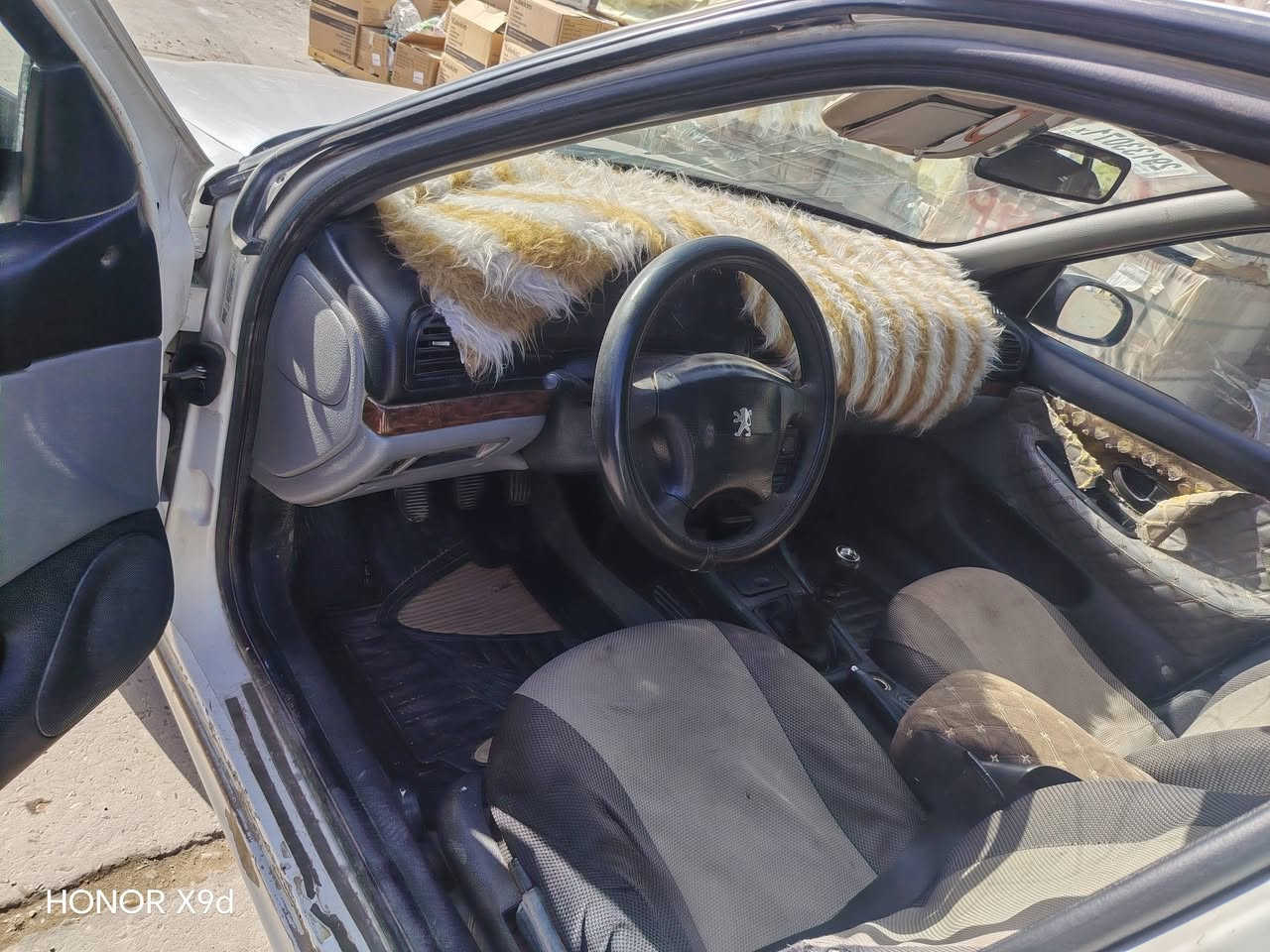 بيجو 406 رقم بغداد بأسمي السنوية تحويل مباشر كير ومحرك مكفول  عارضها ب ٣٥ ورقة بيها مجال للاستفسار اكثر *********** بي واتساب
