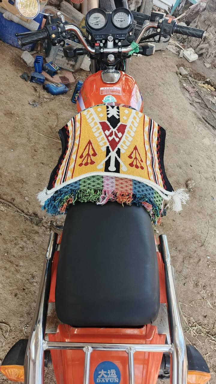 سلام عليكم دراجه للبيع نوع دايون عضم 2023 اوراق سكنر دراجه نضيفه برغي مذب عليه سعر 1125وبيه مجال مكان طوريج هاذه رقمي ***********
