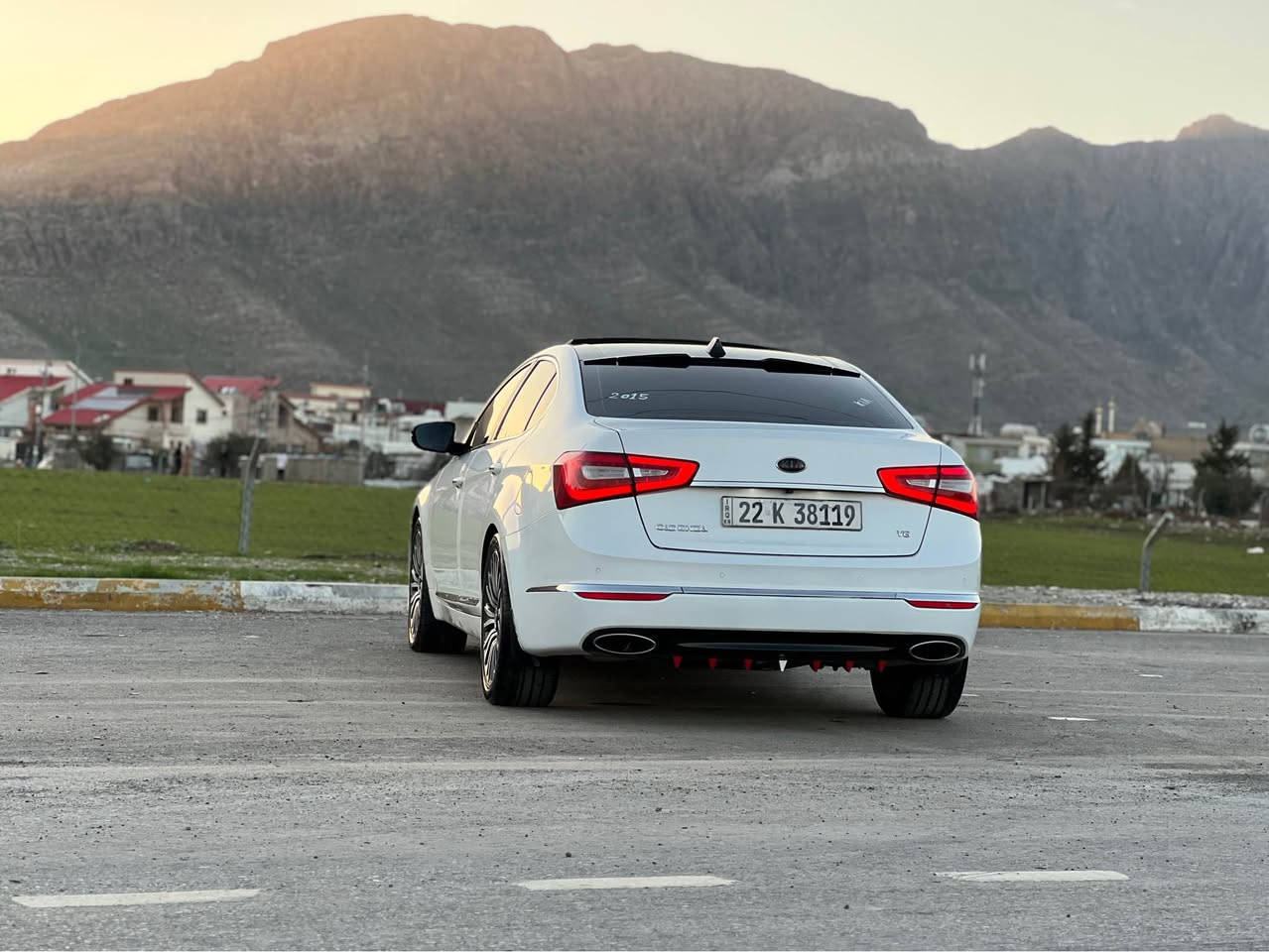 كيا كادينزا ٢٠١٥ قةپات قةپات مواسةفات مةلةكى بانؤراما سةيارةكة كامل مةسرةفة رؤنى مةكينة هايدرؤليك گير هةموو شتيكى تازةية گيرو مةكينة بة شةرت نةكراوةتةوة ١١٠ هةزار كيلؤمةتر رؤشتوة ٣ بارچةى بؤياغة بى ناو بى ئةرباگ
0751 114 8778 رانية, السليمانية
