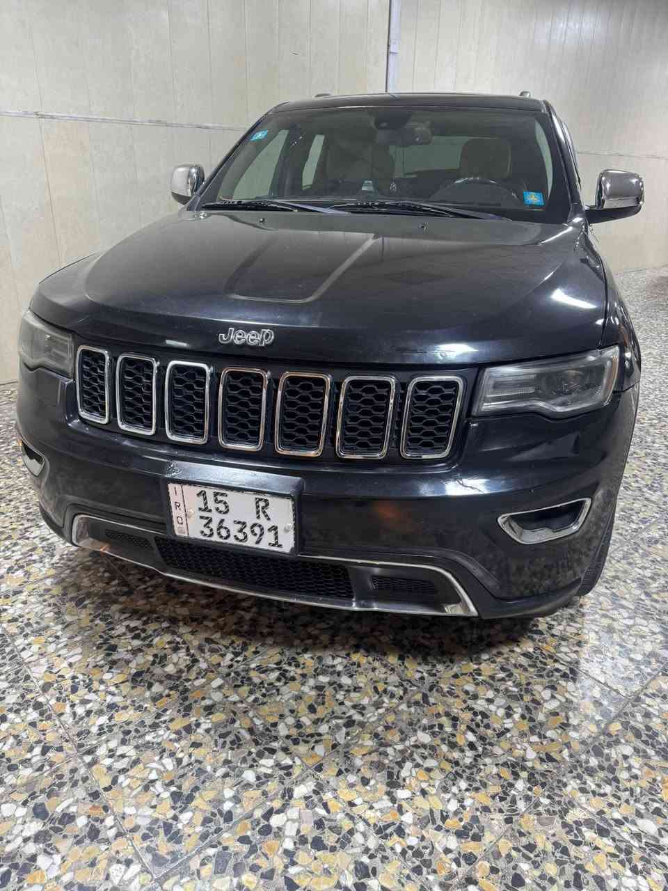السلام عليكم جيب لاريدو موديل ٢٠١٢ فول مواصفات امريكي حادثهه البابتين وسونار موضح بي كل التفاصيل سياره بيهه صبغ وبيهه تبديل سياره جاهزه كل نقص مابيهه تبريد كير محرك خير من الله مكفوله من الكص والشواصي والغود راعيهه جاري ابغداد تحويل وين ماتريد السعر ١٢٠ وبيهه مجال اتصال 
☎️ ***********
