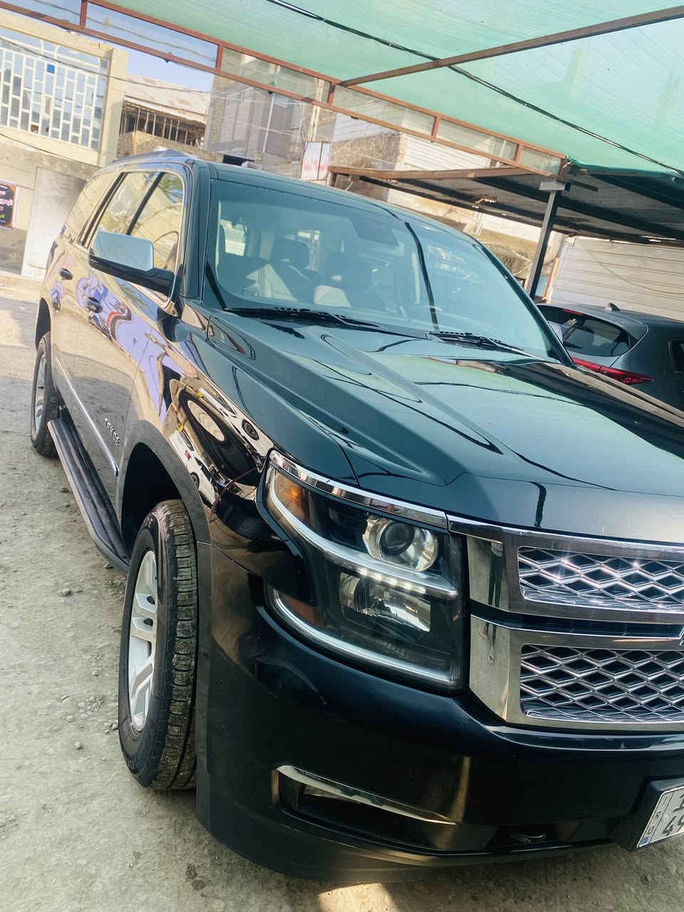 يا الله السلام عليكم لبيع شوفر تاهو مديل 2019 خليجي السياره. نص فول  كفالة عامة من الضربة والصبغ ماعدا بارد باب السائق شبر السياره جاهزه حداده تخم تاير جدد رقم جديد دولي بغداد مداور ثاني يوم رقم الموبايل ***********
