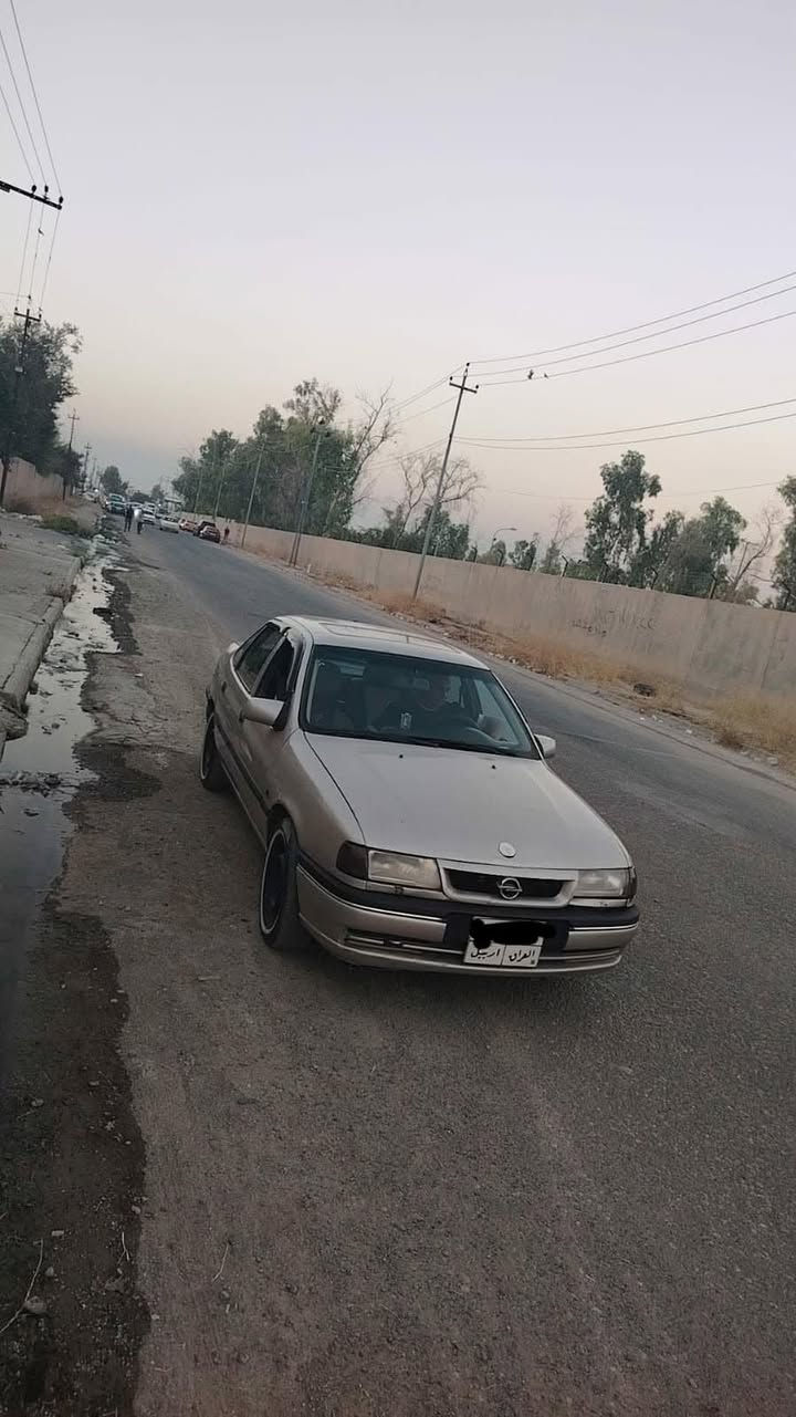 للبيع او مراوس بسياره حديثه الفرق نقد

حجم 20 
سنويه جديده
بطاقه بيها
موديل 92
بدون حادث
سياره جاهزه 
سعر مناسب جدا اتصل لو تلحك لو لا

‭***********‬
