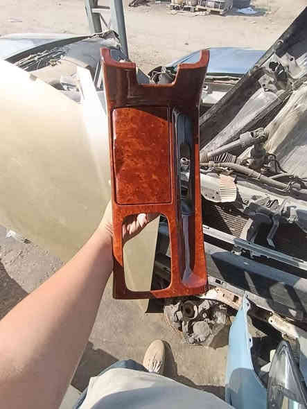 سلام عليكم متوفر داوت كامري من2000الى2011
عندي خدمت توصيل الى انحاء العراق
***********
