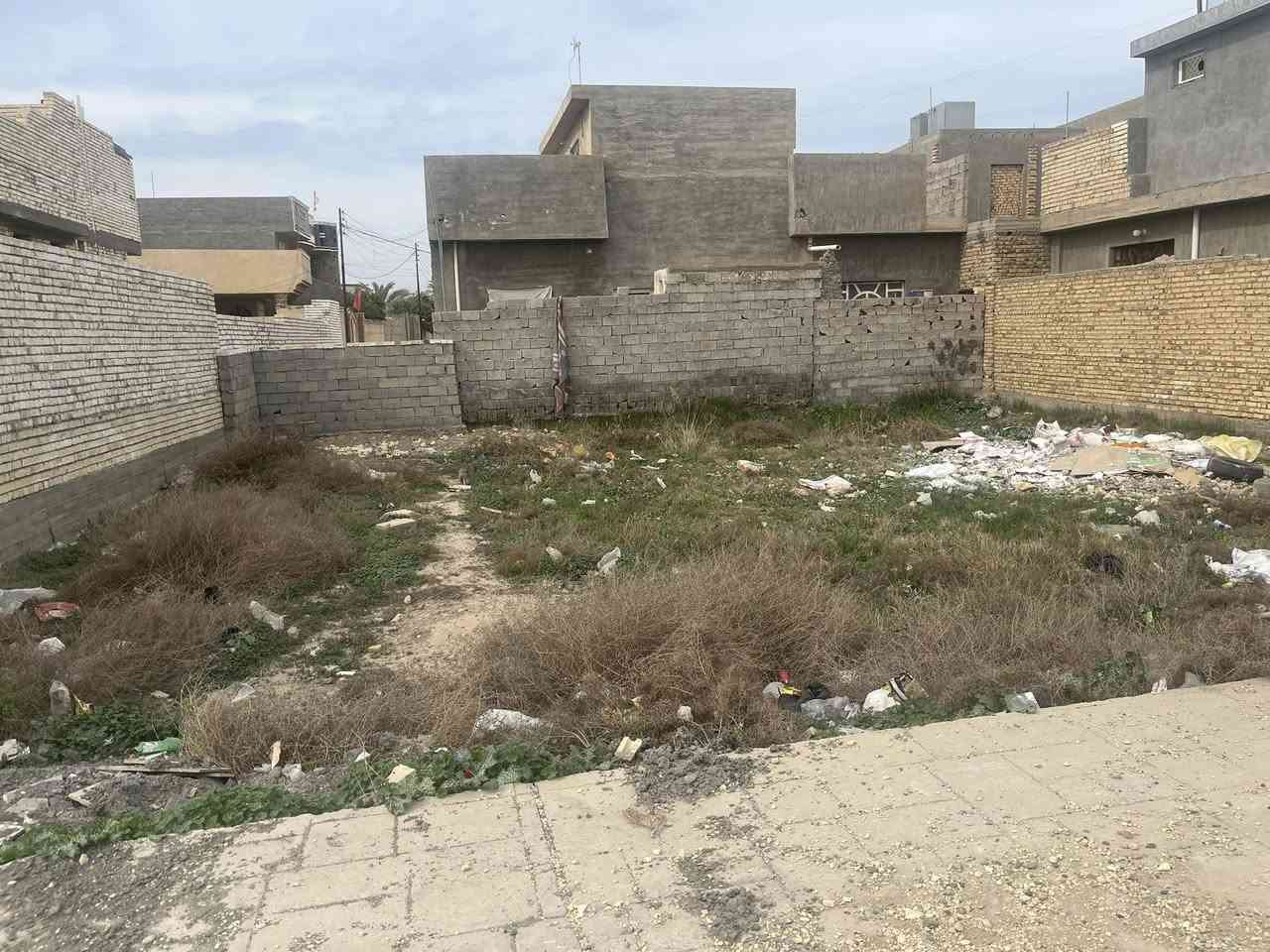 للبيع قطعة حجة سكني

المساحه ٢٩٠ متر 

المساحة واقع الحال ٣٣٥ متر 

الواجهه ١٧ متر 

الموقع - خلف حولي البعنون - خلف التجاري - قرب المدرسة القلم الاهلية 
تبليط 
خدمات 
مجاري 
 
للاستفسار 

*********** - ***********
