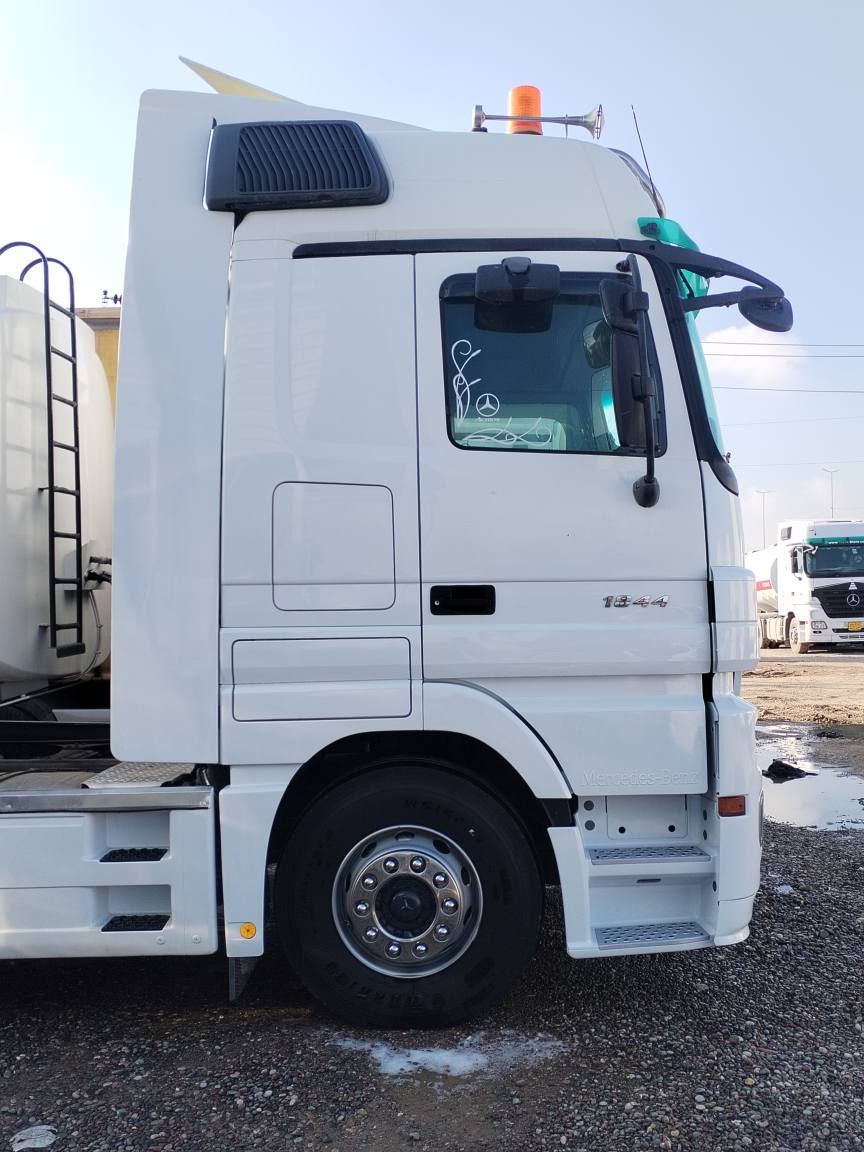 اكتروز موديل 2004 حجم 1844
تانكي وعد خنجر 2017 تخم تاير
رقم أربيل بسمي سنويه جديد
***********   ***********
