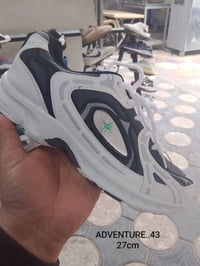 قطعه ادفنچر كلش راقيه خفيفه مريحه قويه لون راقي القياس..43 طول القدم.....