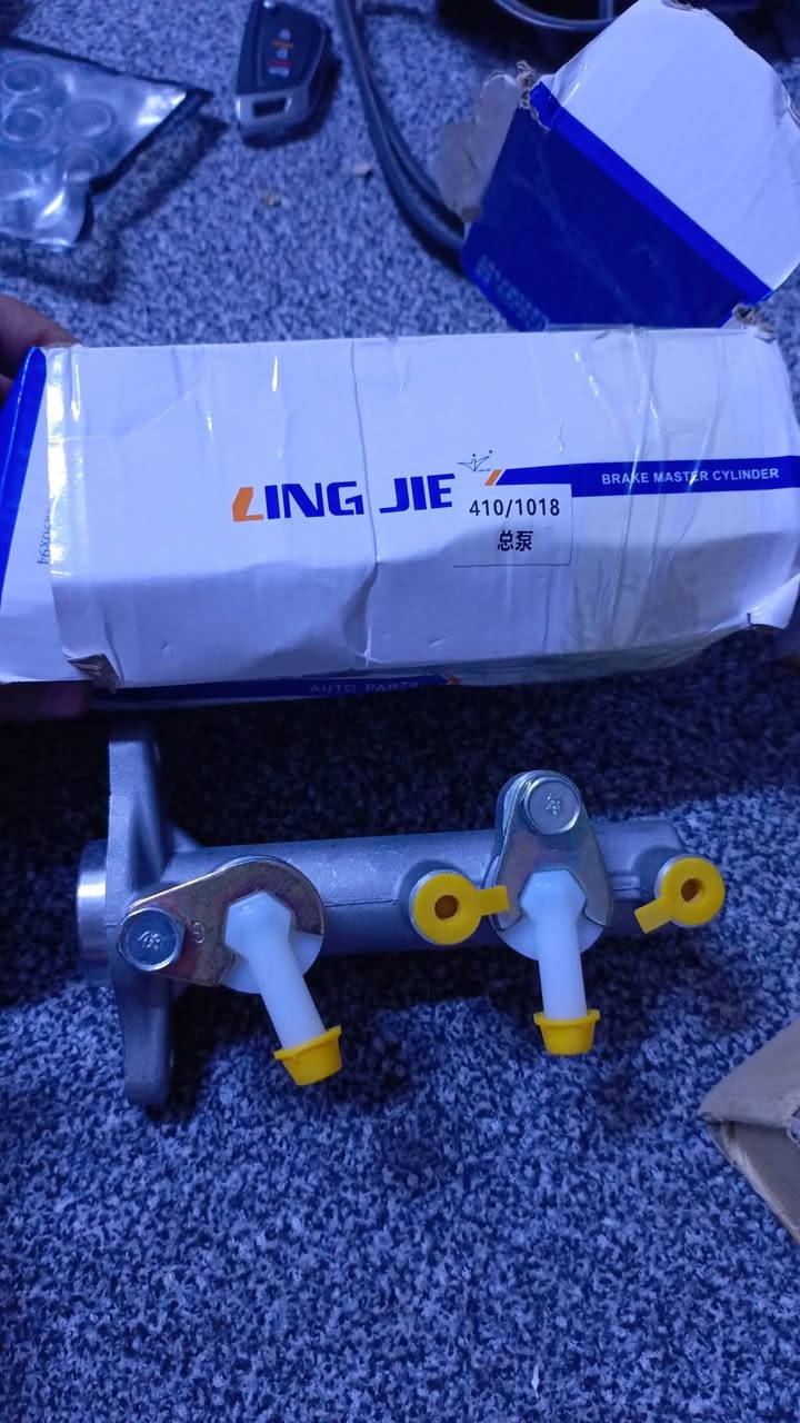 غراض تخص السيارات أسعار مناسبه


**إذا كنت صاحب هذا الإعلان وتريد حذفه لأي سبب، رجاءا أرسل رسالة إلى الدعم الفني**