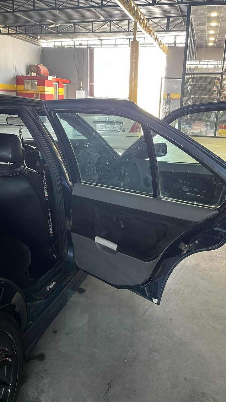 Bmw e36 325 مسكر فانوس
1992 موديل
كير عادي شورت شفت zf
بسمي تحويل ثاني يوم
دبلات b6 امامية صفر 
اكسل قفل رون عالي
كلج براص 
محرك كفالة
كير كفالة حدادية جديدة خلفي وصدر
فلنجات مثقبة ريسنك
احزمة امان M
تخم تاير جديد
باتري جديد 
ويل new bbs 17 تو سايز
تبريد ثلج منضومة كاملة جديدة 🛑
غرفتها نضيفة كلش 
ادامة كاملة ستوني مسويلها 

مكانها نجف-السعر 47 نقل ملكيه مباشر ***********
