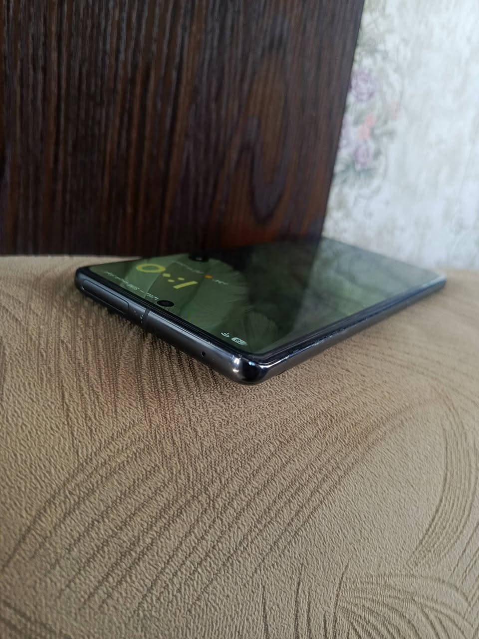 السلام وعليكم كوكل Google pixel 7 pro جهاز نضيف ذاكره 256جهاز مكفول راقي سعر 300وبي مجال مكان بعقوبه بهرز ‏‪***********‬‏
