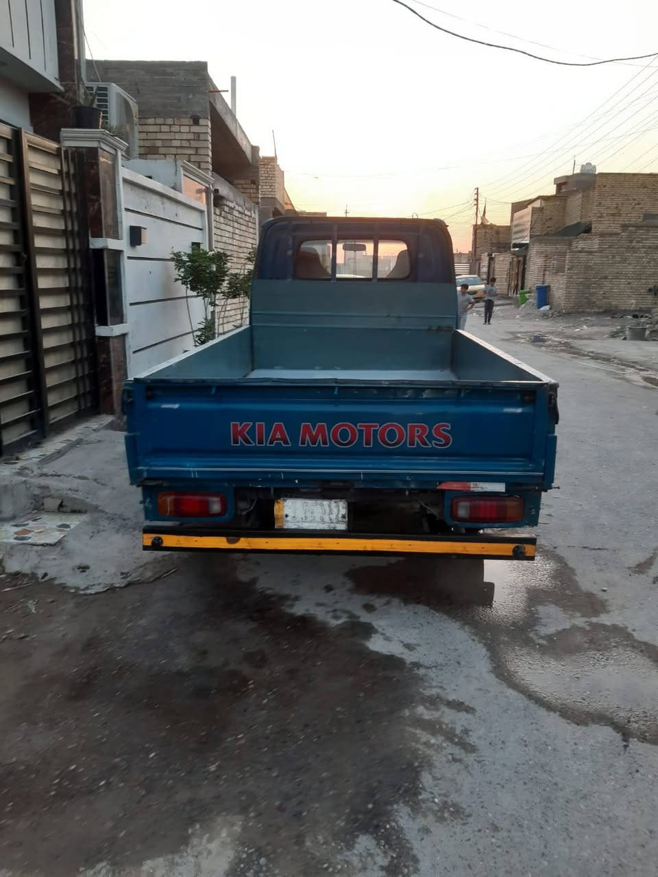 كيا فنتيره محرك ٣٠٠موديل ٩٨ رقم ديالى السعر ٥٥وبيه مجال بسيط مكاني بغداد ما تواجد على الفيس تصل على الرقم ***********
