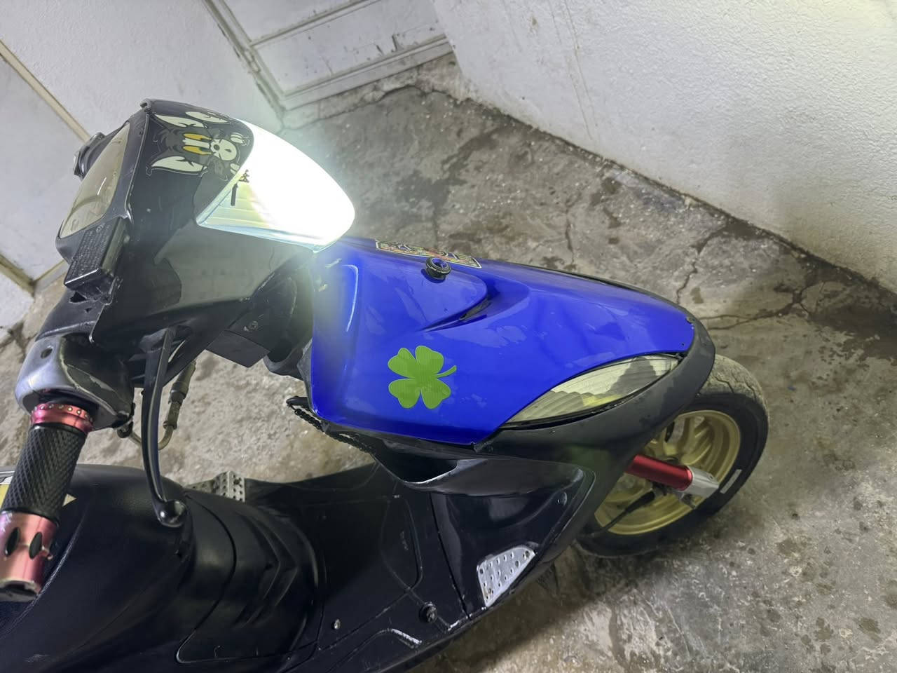 للبيع دراجة ماكس عدلة مبدل فقط الكور  والدراجة مكينة ناعمة ونظيفة وسعرها  425 الف وبيها مجال بسيط للشراي رقم الهاتف *********** 
عنوان بعقوبة قرب كراج بغداد
