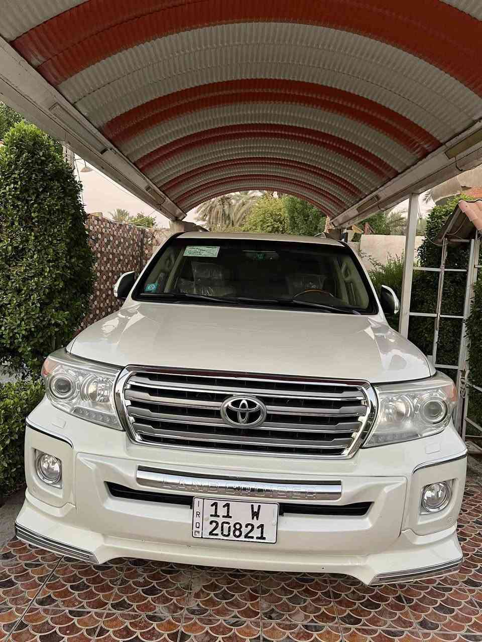 سلام عليكم عندي لاندكروزر موديل ١٥  افطيم محرك ٦ سلندر رقم بغداد الجديد السياره بيه صبغ السونار داخل ألمنشور تخم تايرات جديده حداديه بل جيس تبريد خير من ألله السياره فول مواصفات لايت زنون بيه هواي مواصفات ألسياره متواجده بغداد ألسيديه السعر ٣٣٠ بيه مجال بسيط رقم ألهاتف ‏‪‏‪***********‬‏ بيع او مراوس أبكوري
