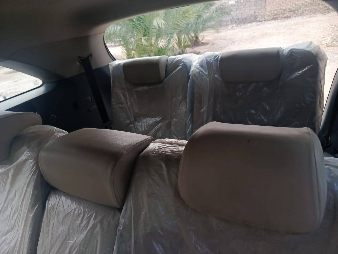 سورنتو موديل ٢٠١٨
مكينة ٢٤٠٠
كامل مواصفات ماعدى الفتحه
خليجي مكفول كفاله عامه
سبعه راكب 
ثلاث قطع تبريد 
تخم تاير
صدر امامي خلفي 
جديد واحلى بعد من الصوره
تحويل او وكالة 
رقم اربيل انكليزي 
السعر رقم صاحب السيارة 
***********
