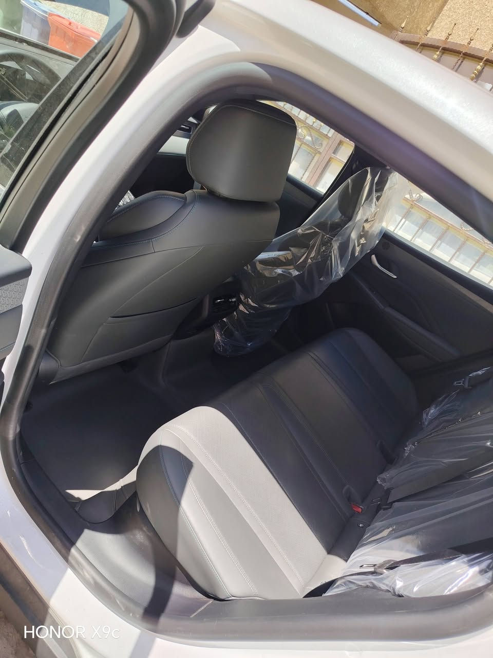 السلام عليكم
BYD كين بلاص موديل 2015
رقم بغداد باسمي تحويل مباشر وابيعلك عقد مروري 
للبيع بسعر 18600 وبيها مجال حق جيتك
تجي يمي تكلبها وشوفها وسوي سونار وتاخذها وشوف مليون خير
شراي يتصل 
تفاصيل عدد مشي مالتها بلصور هسه اخذتهن
رقمي
***********
مكاني شهداء السيديه قرب تقاطع درويش
