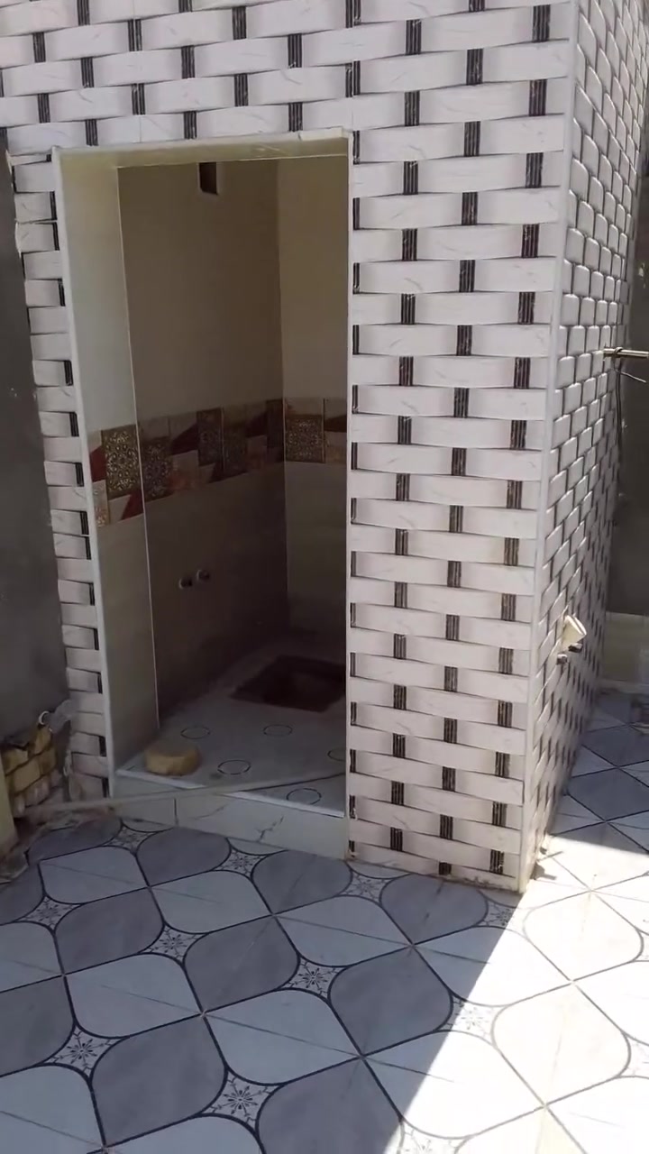 مشتمل للبيع كله طابوك بحي الرحمه وره القدس مقابل حي الشهداء بلخير ***********
