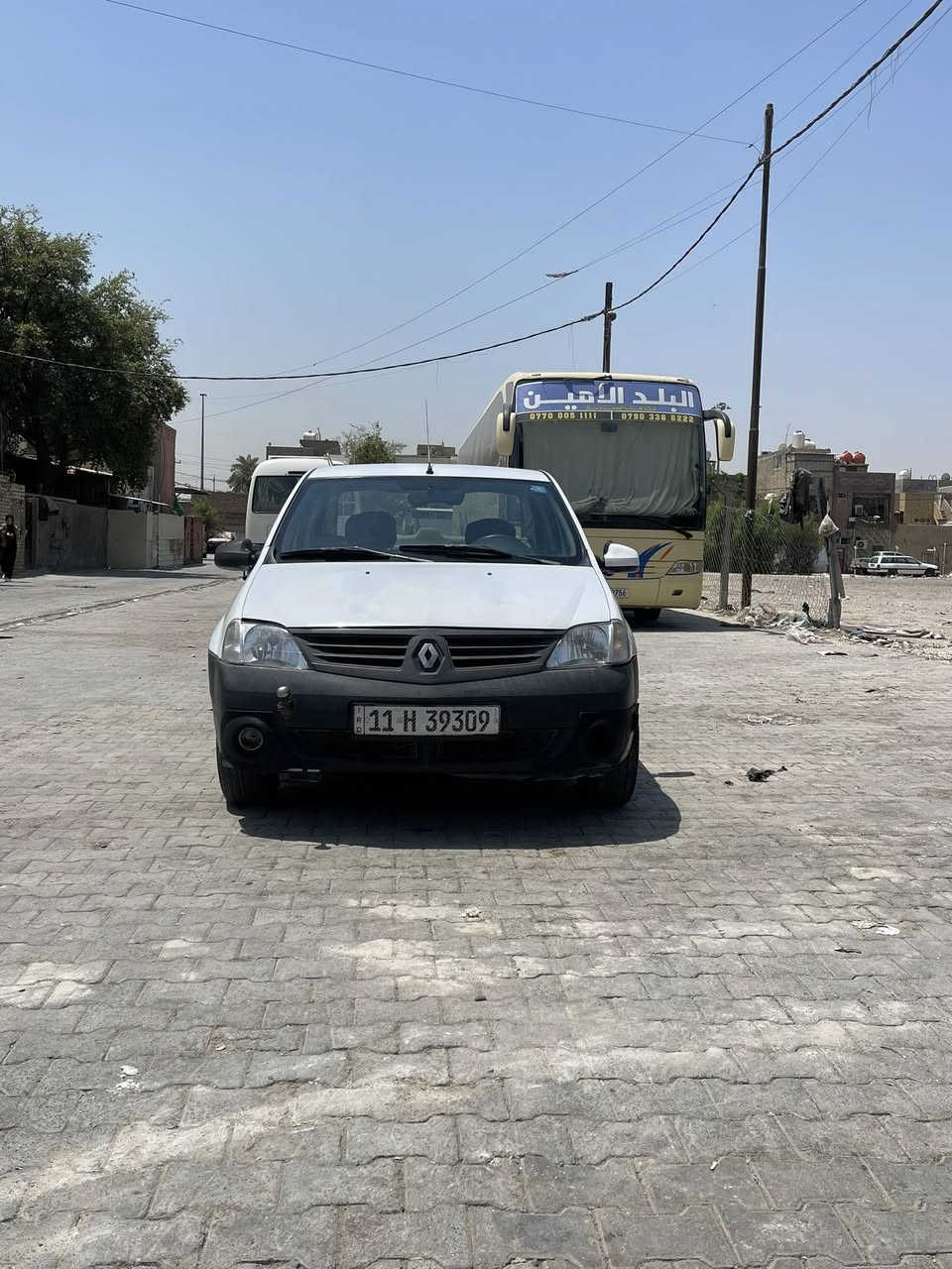 رينو لوكان موديل10 بوراستيرن مو عميه وجام كهربا تبريد شغاله كهرباياتهه كلهه شغاله مكينه كير خير من الله السياره كبل للشارع مابيهه تبديل بس بيهه صبغ يعني طخات ومصبوغه رقمهه نكليزي سنويه مصاقطه ولشرعي يمي شوكت متريد تحويل مكاني بغداد جديده رقم ***********

