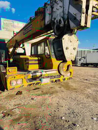 كرين • ٢٠طن • موديل ٨٢