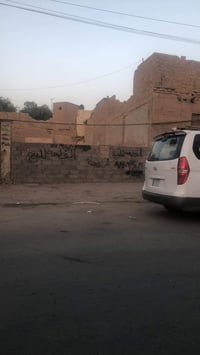 أرض للبيع المساحة :  ٢٠٧ م٢   ،، واجهة ١١   الموقع : منطقة الشيخ معروف...