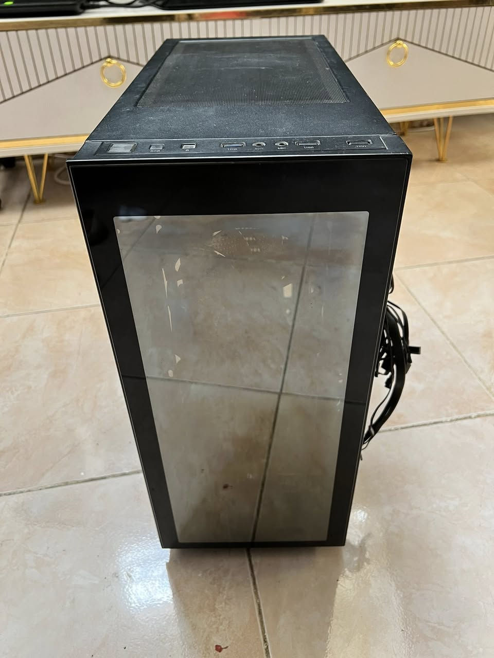 كيس Gamemax
اربع مراوح RGB
بدون ابواب
السعر 25 الف

شاشة 22 انچ FHD 75hz
نظافة 90%
السعر 60 الف

هارد حاسبة 500gb سرعه دوران 7200
السعر 15 الف

الاسعار بيها مجال
يوجد توصيل لكل المحافظات


**إذا كنت صاحب هذا الإعلان وتريد حذفه لأي سبب، رجاءا أرسل رسالة إلى الدعم الفني**