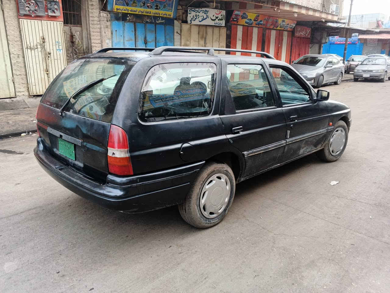 فورد سكورت موديل 91 مكينه جديده جير نظيف طقم نظيف وايرمينيه شغال وايرمنيه شغال شرطهح مصبوغه حزام سنويه خضراء      ***********.    سعر 13.
