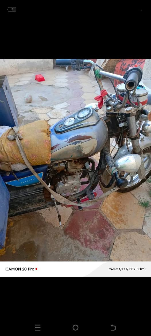 السلام عليكم شباب هاي الستوته ستوته جاهزه وحلوه بس بيها شغلات بسيطه والله حتى بدلت لها بدلت لها تاير امامي جديد هو والويل بس بيها شغلات بسيطه واللي يريدها خليه يتصل على هذا الرقم وبيه واتساب والشراي بخير ويتدلل ***********🩵🩵 شباب مال بيع مستعجل محتاج فلوس والله العظيم
