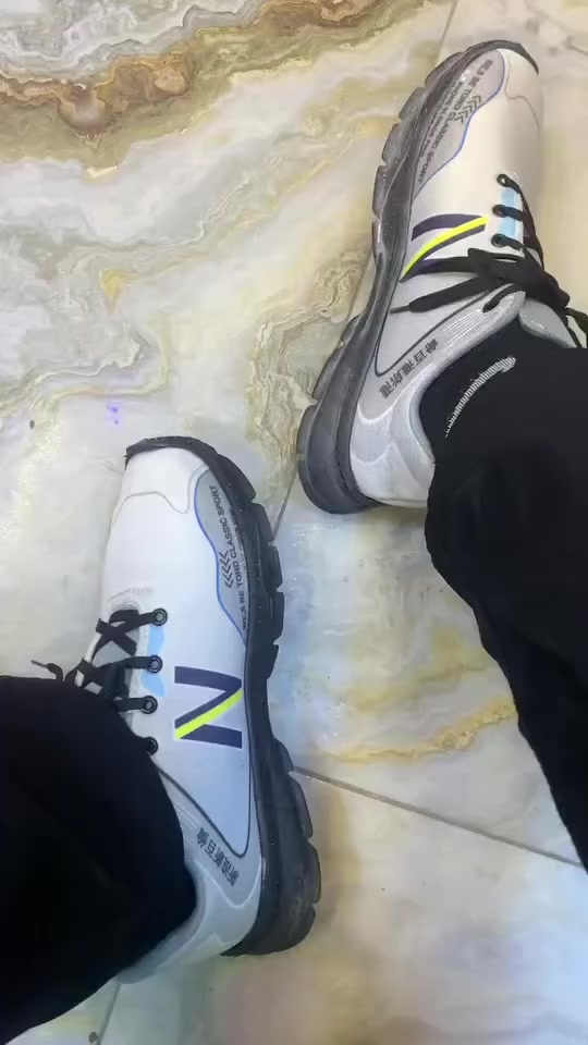 ... احذية..
القطعه على 5 الف فقط
قطعتين على 9 الف فقط
يوجد توصيل في المحمودية 
سعر التوصيل حسب المكان ..


**إذا كنت صاحب هذا الإعلان وتريد حذفه لأي سبب، رجاءا أرسل رسالة إلى الدعم الفني**