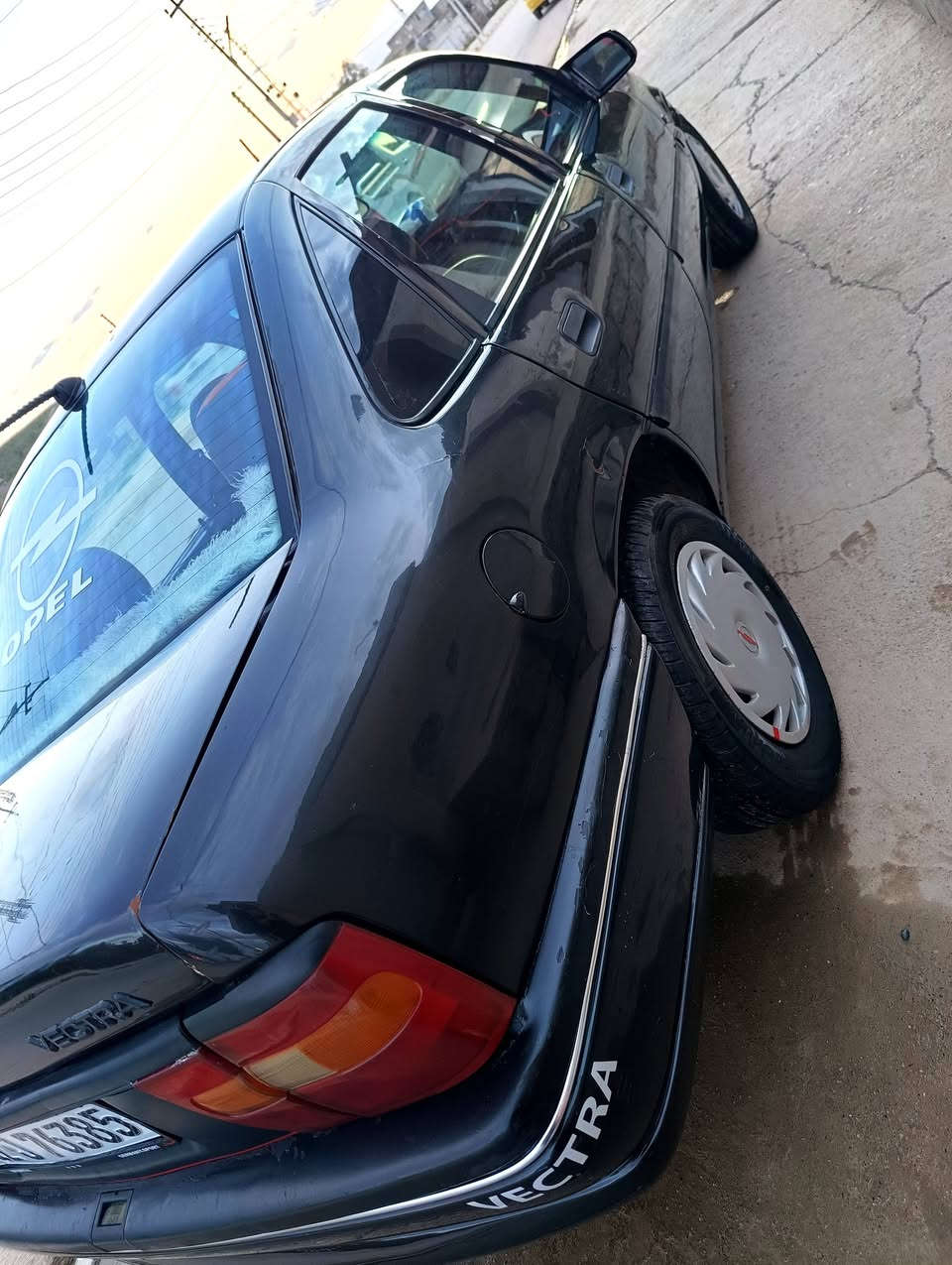 سلام عليكم 
اوبل فكترا موديل 91 حجم 18
رقم نينوى مسطرة هزة جديد
سنوية جديدة 2031 يسقط
شرط تحويل 
المحرك والكير شرط 
طخم تواير جدد
 باتري جديد 
الطخم والدبلات جدد
تدفئة شغالة 
سيارة مصبوغه جمالية
السعر 45 
للاستفسار الخاص مفتوح 
***********
