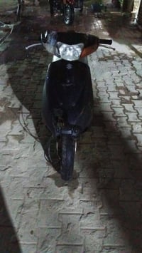 دراجه ساسوكي رياضي دراجه اوراق اصولي الدراجه متروكه ما مفتوحه علا وضع ...