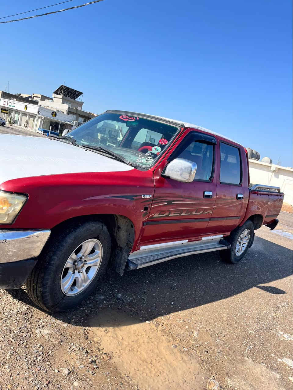 پیکاب دیر 2007 
٤ جام کارەبا 
٤ تایەیی نویی لۆک 
پیش و پشتی تازە نویکرایتەوە
گیرو مەکینە بەشەرت 
سەنەوی بەسەر جووە 
٧٠٠دۆلار خرامەی لەسەرە 
45 محامەلە 
*********** أربيل, العراق
