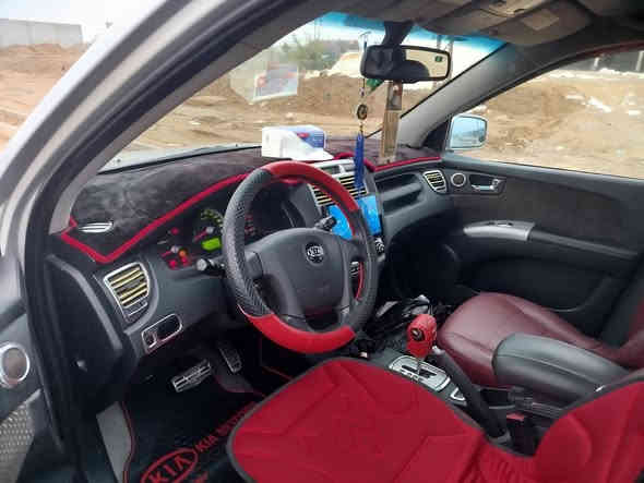 سلام عليكم للبيع سبورتج  مديل 2007 وارد كوري  رقم بغداد سنويه ماساقطة كشنات جلد TLX معروفة مواصفاتها أعلى فئة سياره مكفوله كفاله عامه ماعده نص البنيد وربع الجاملغ الإلمامي اثر طخة بسيطة سيارة جديده بعمنه الكلمه ماشيه 217 ألف مشي حقيقي وعلى الفحص محرك 2000دوش مرغوب كير محرك شرط عل فحص ممفتوح سياره اي نقص مابيه مواصفات اي بي اس مري كهرباء 4ويل دسك تبريد ثلج تدفئة نار صدر تخم تاير جديد سياره جاهزه اي نقص مابيه سعر 108 بيه مجال قليل مكان سياره ديالى  جلولاء للاستفسار الاتصال بالرقم ***********
